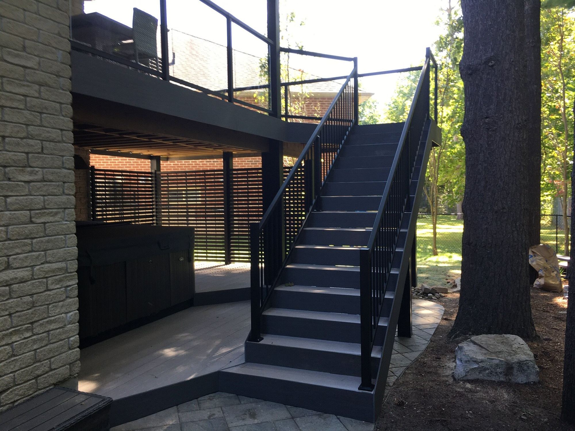 Deck framing and craftsmanship by Creative Custom Decks